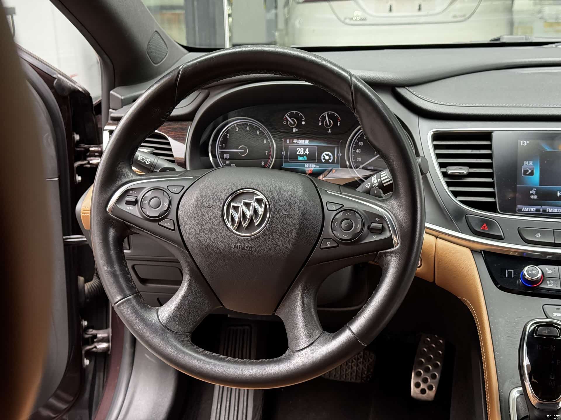Buick LaCrosse, 2016 11