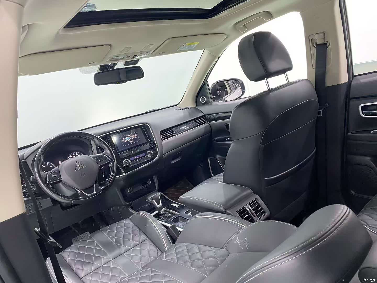 Mitsubishi Outlander, 2022 6