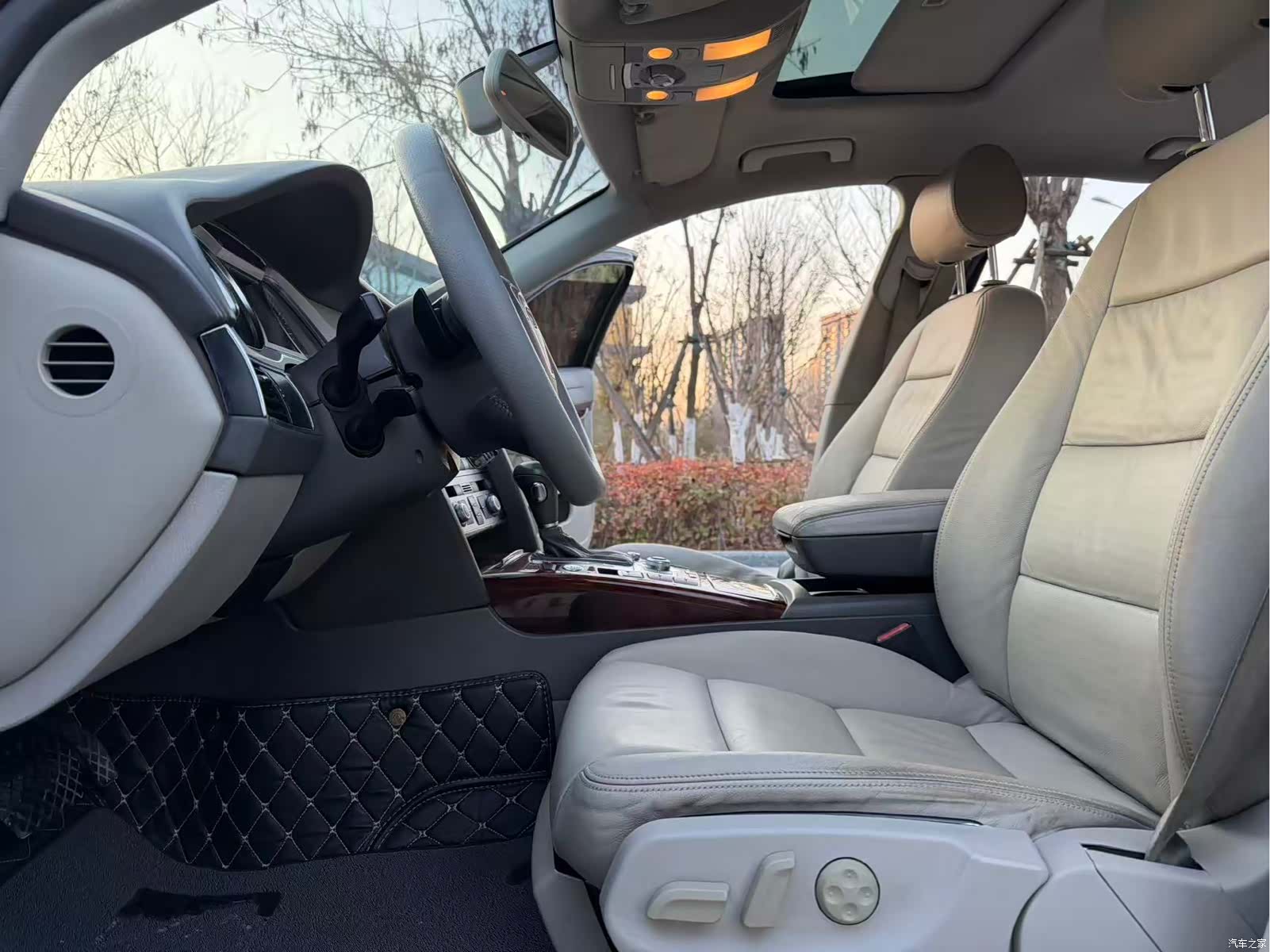 Audi A6L, 2012 4