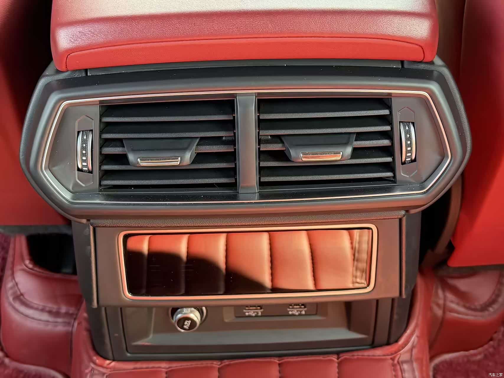 Lamborghini Urus, 2021 12