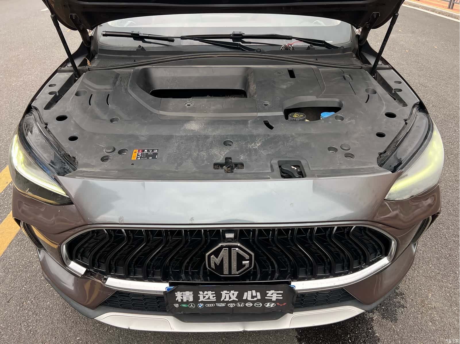 MG 300TGI, 2021 19