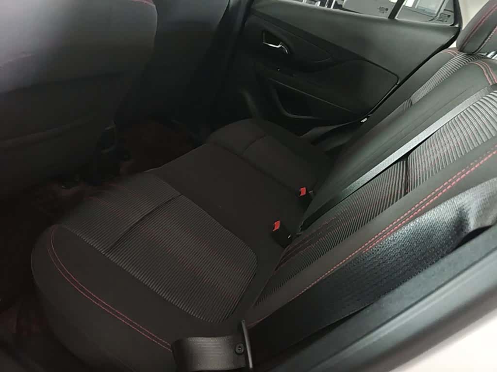 Buick Encore, 2017 17