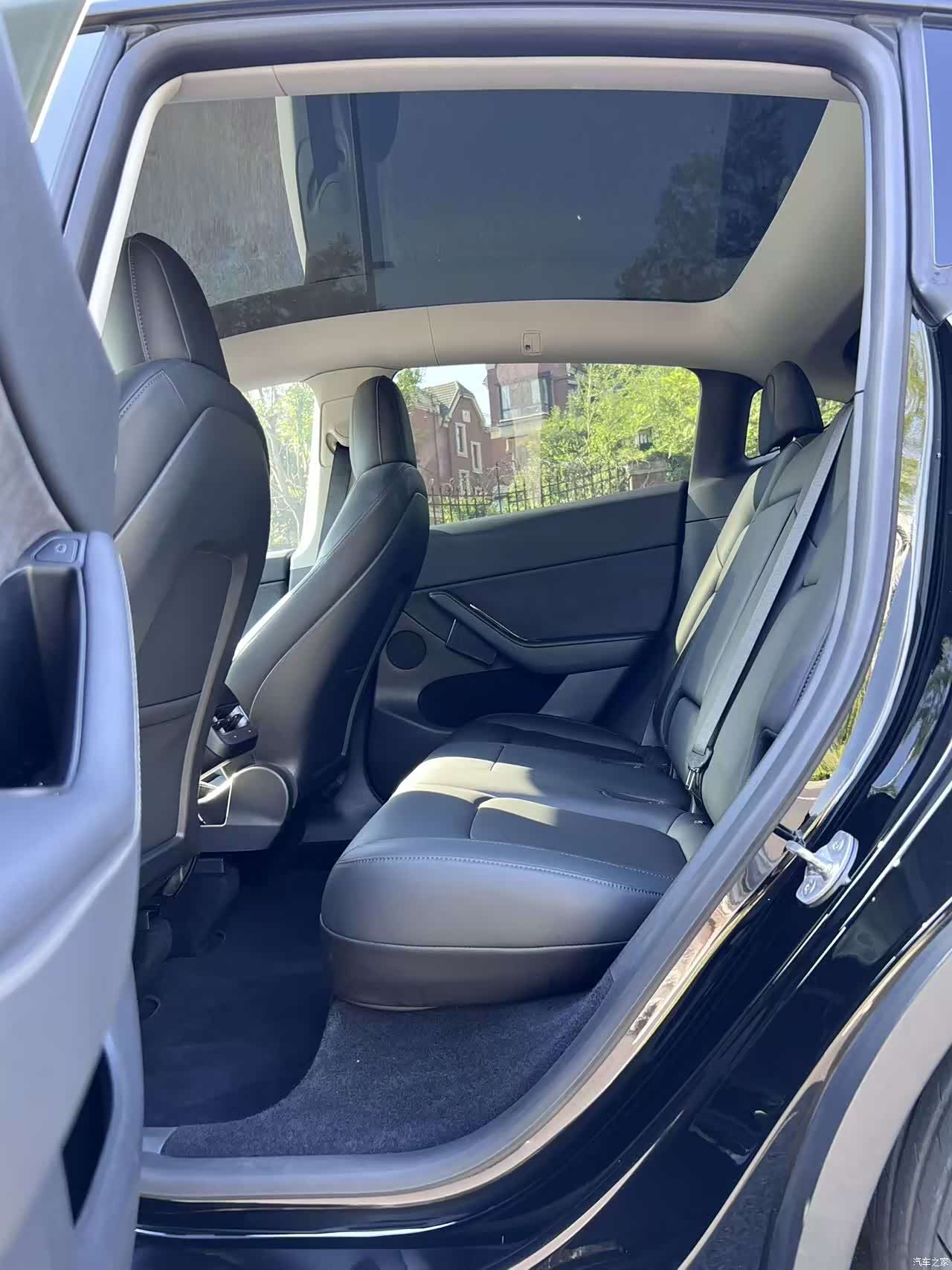 Tesla Model Y, 2021 20