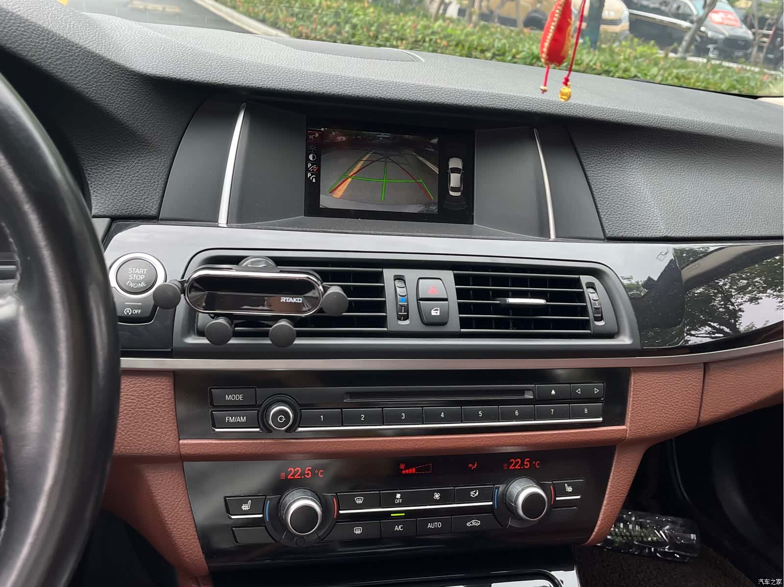BMW 5 Series, 2016 9