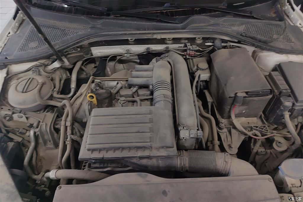 Volkswagen Lamando, 2017 10
