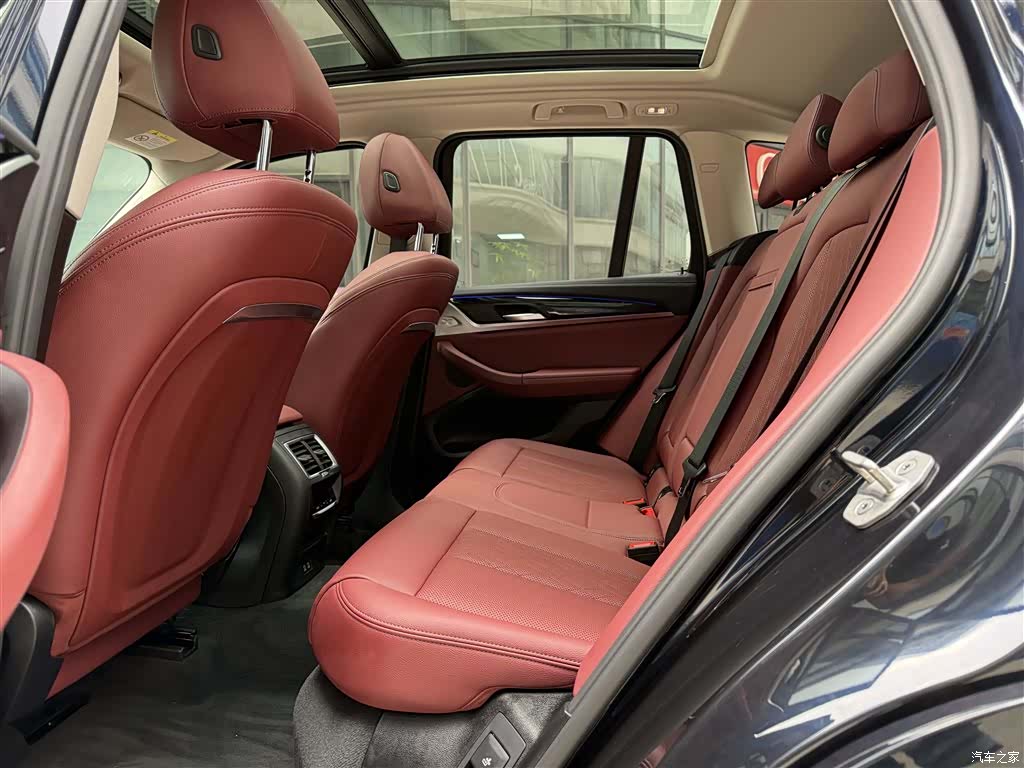 BMW X3, 2022 все фото