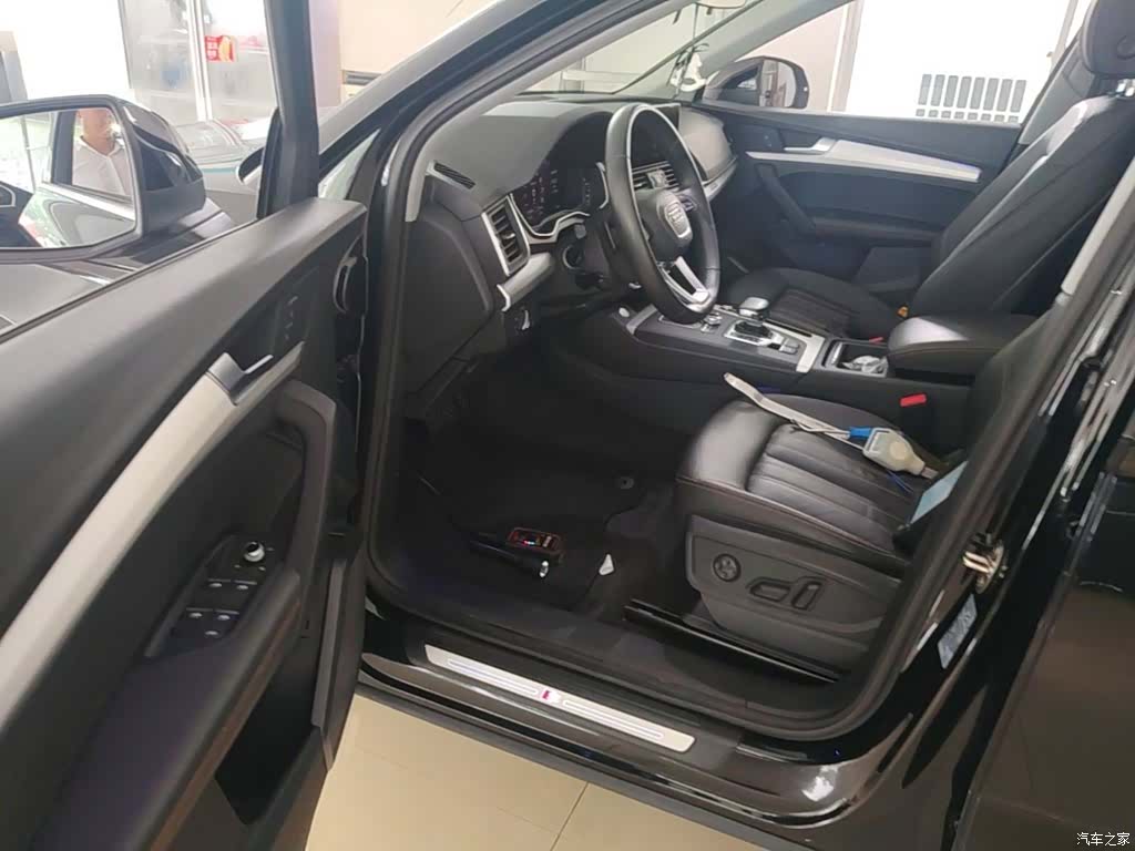 Audi Q5L, 2019 16