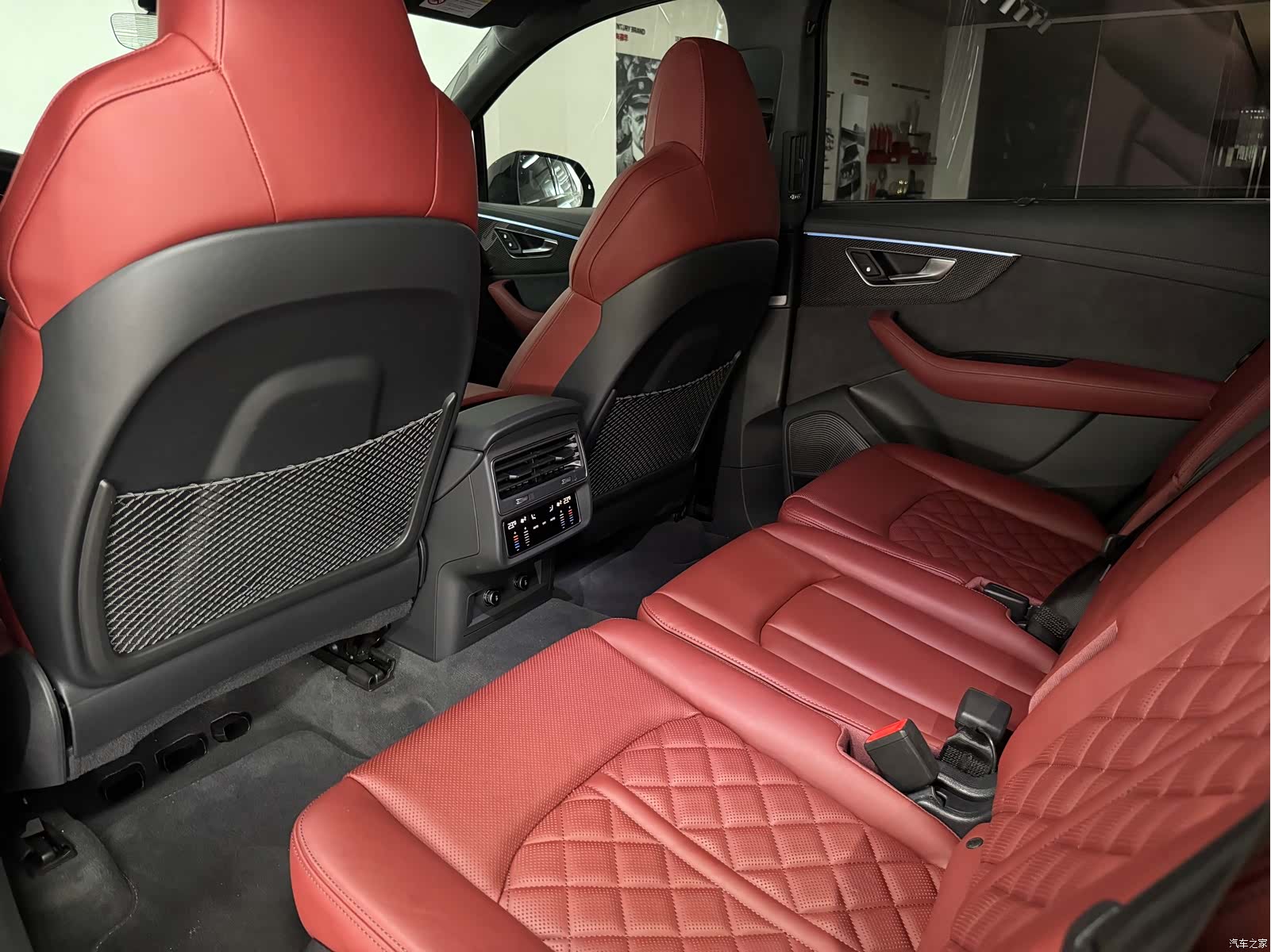 Audi Q7, 2024 7
