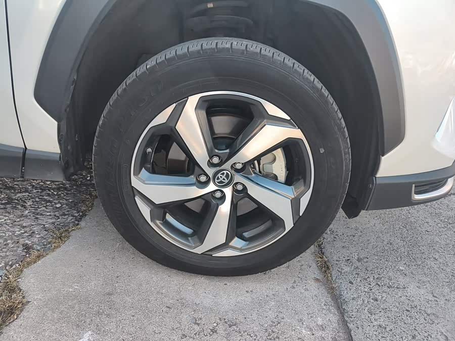 Toyota RAV4 E+ Hybrid 2022, фото 24