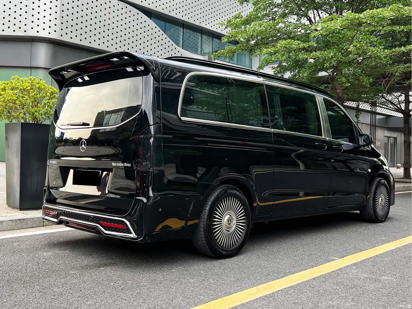 Mercedes-Benz 7, 2023 6