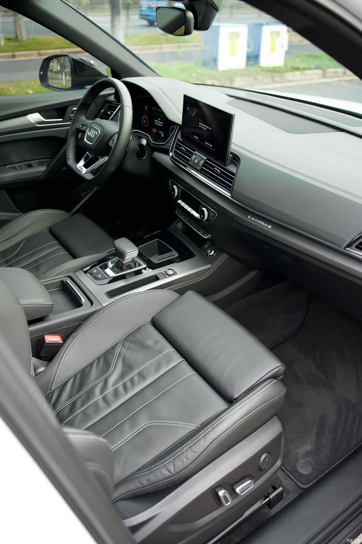 Audi Q5L, 2023 11