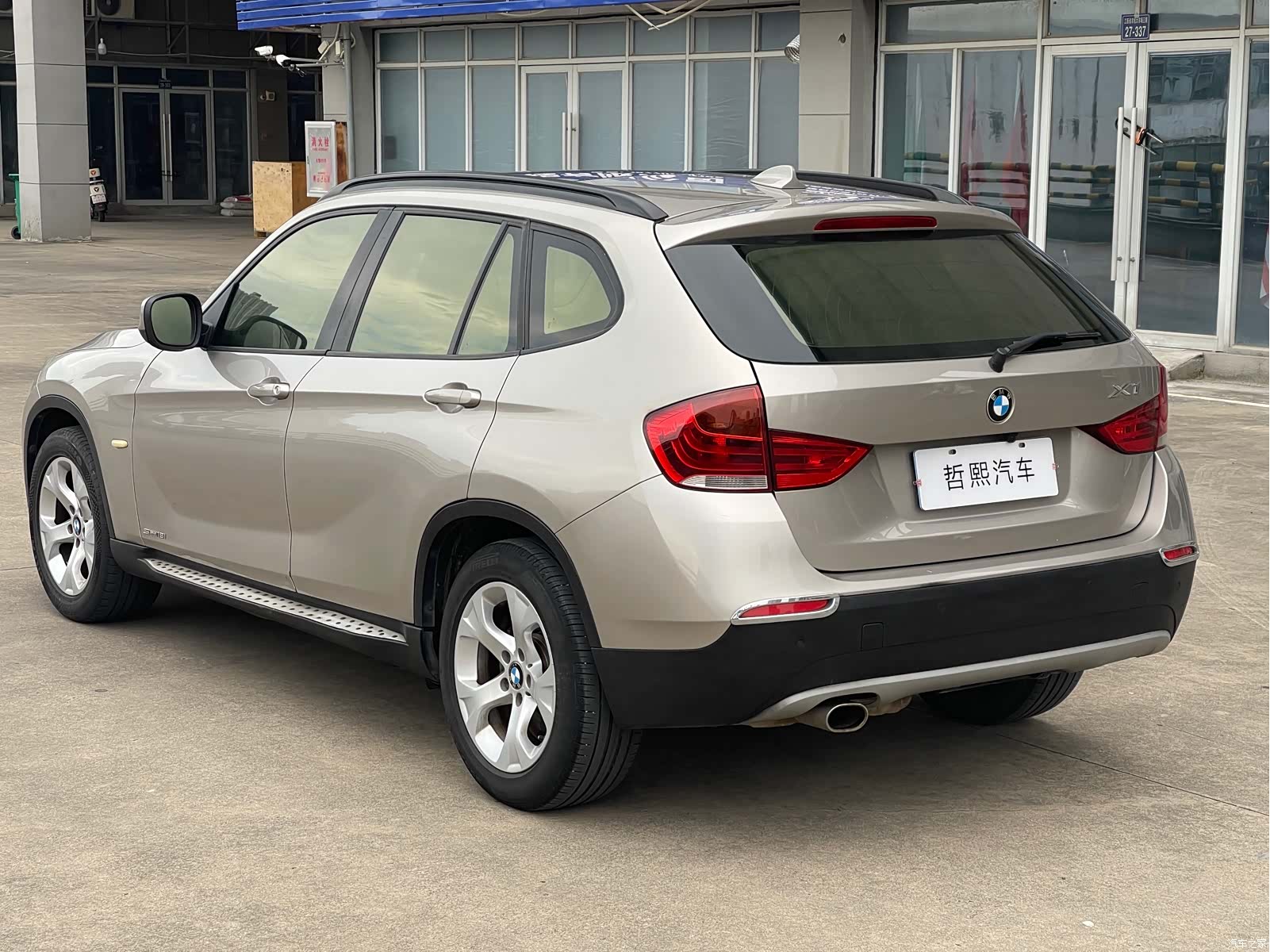BMW X1, 2011 8