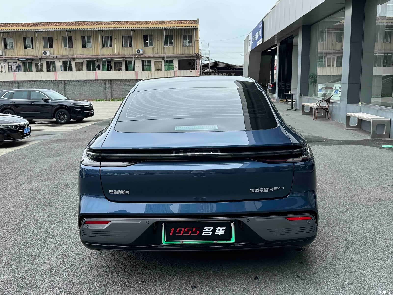 Geely 8, 2025 8