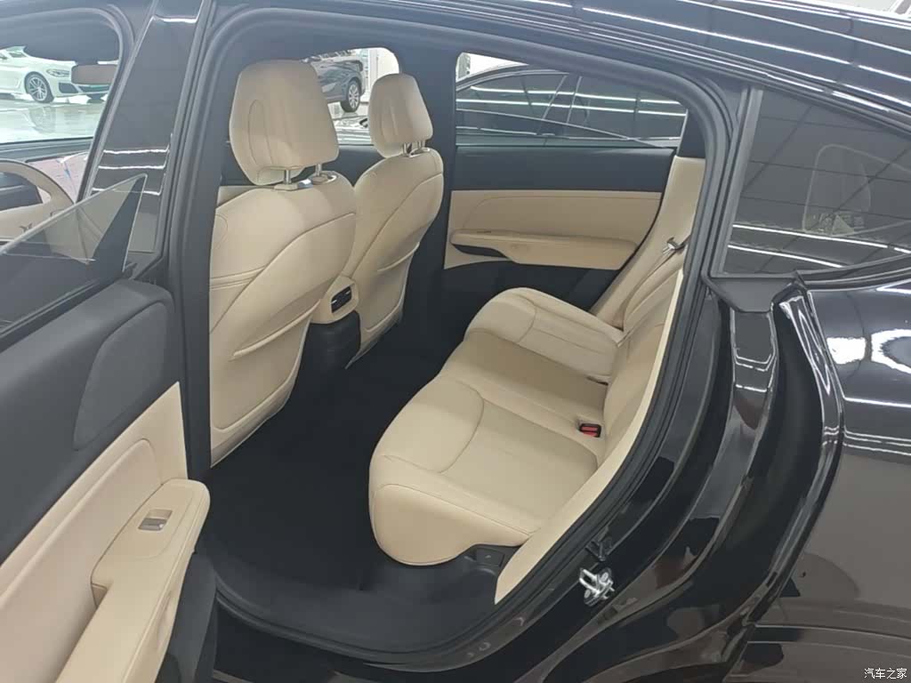 Xpeng G6, 2024 17