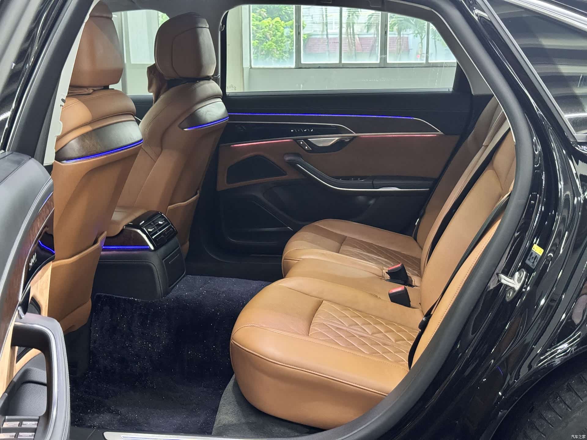 Audi A8L, 2023 19