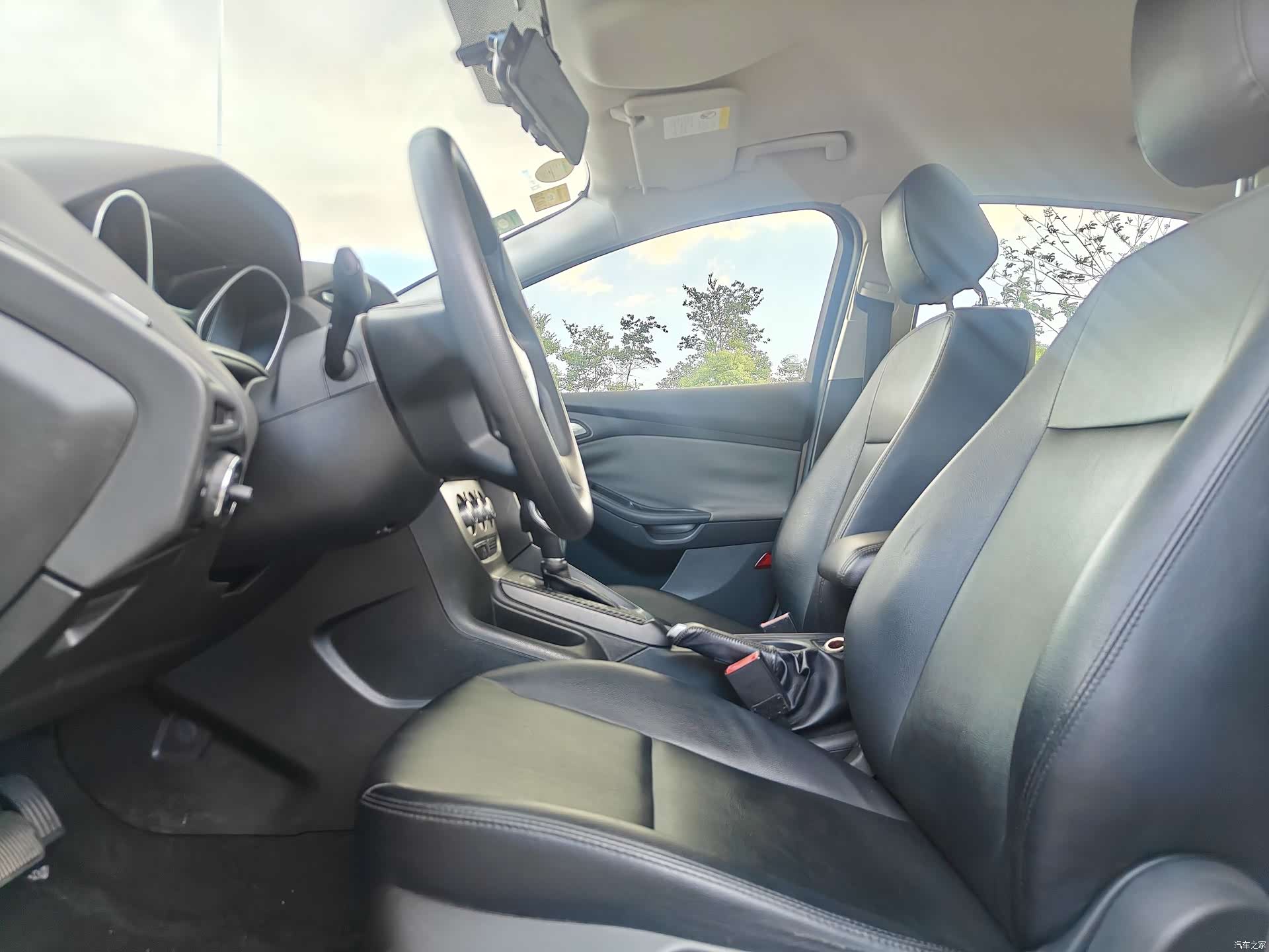 Ford Focus, 2013 12