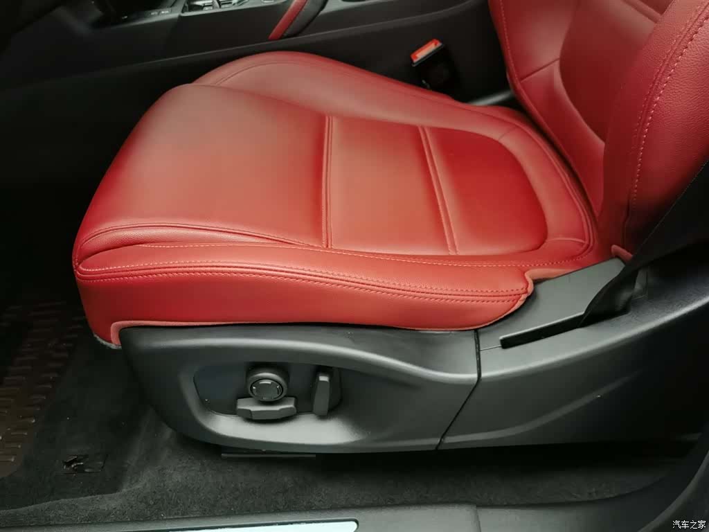 Land Rover E-PACE, 2024 20