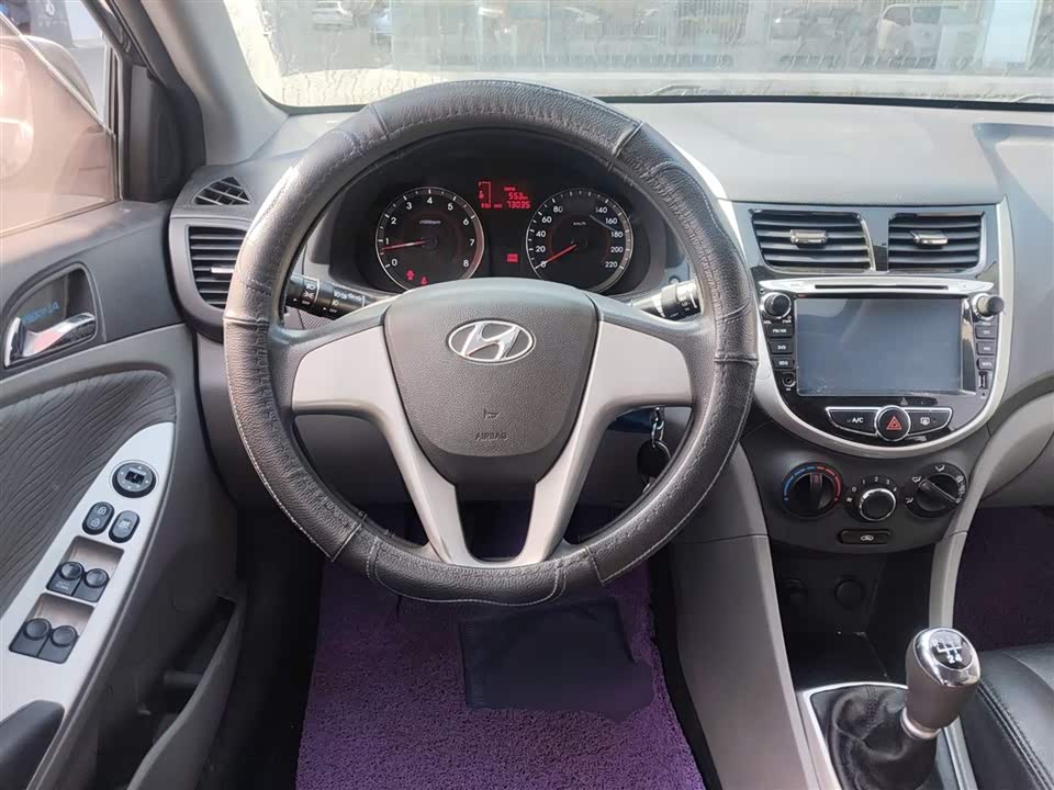Hyundai Rena