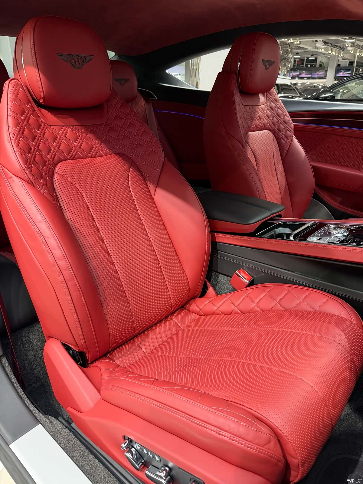 Bentley Continental GT, 2021 15