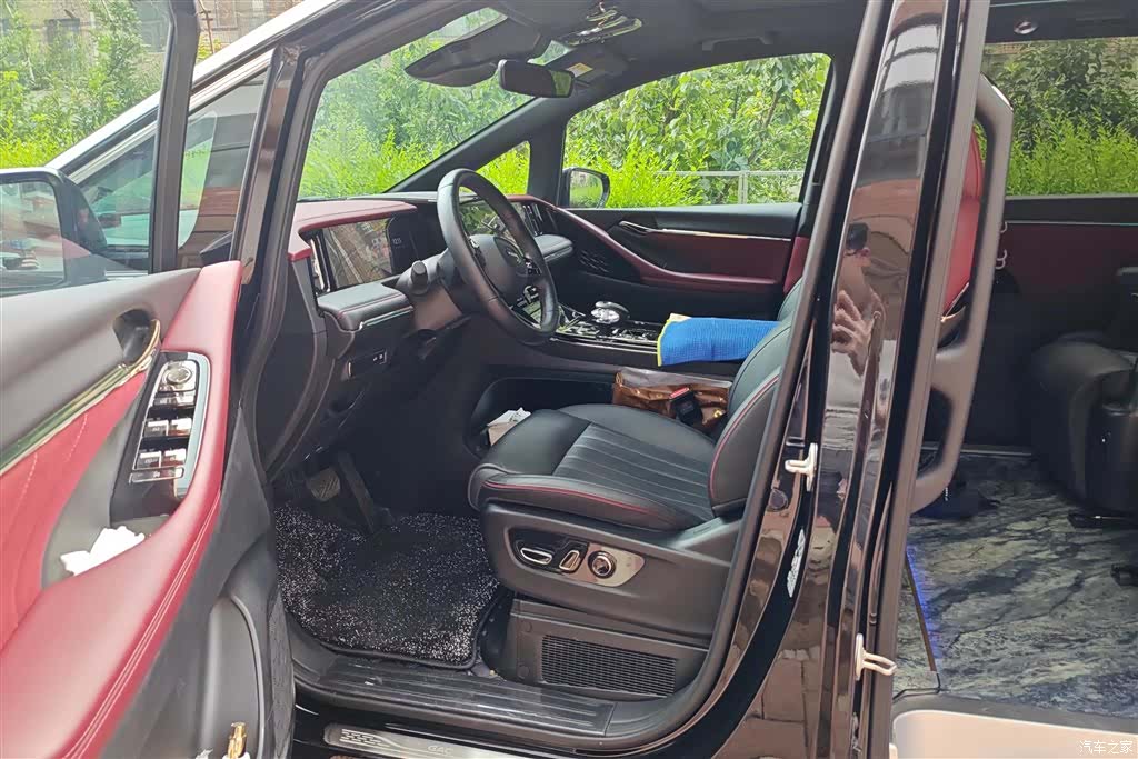 Trumpchi M8, 2023 9