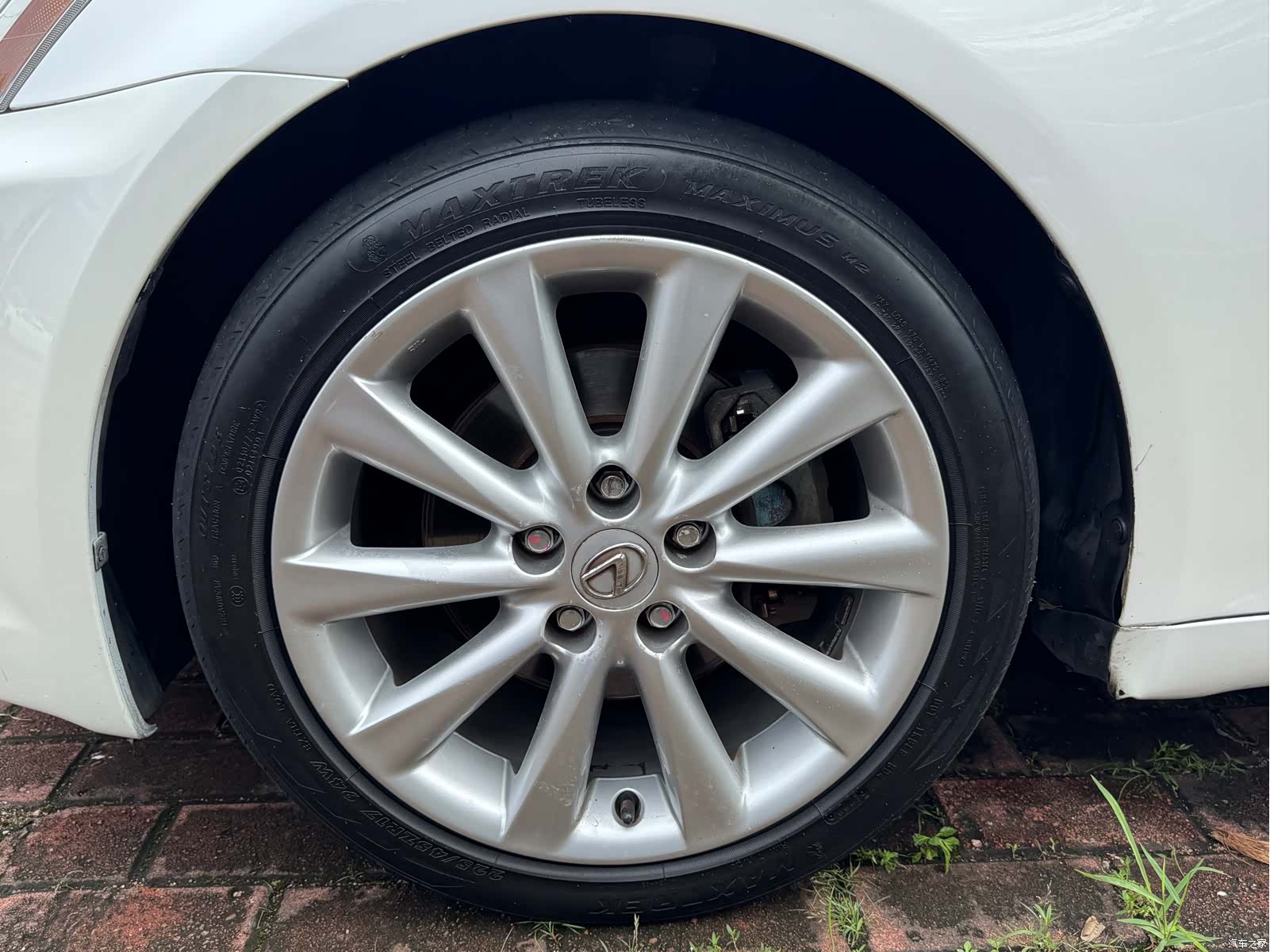 Lexus IS, 2010 6