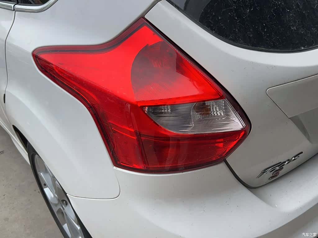 Ford Focus, 2014 16