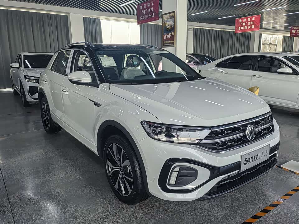 Volkswagen T-ROC exploring Songs