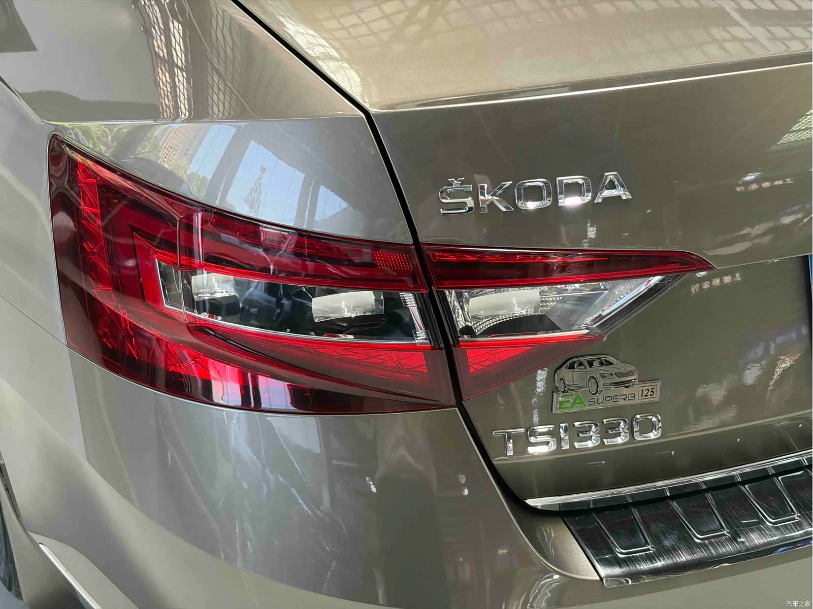 Skoda Superb, 2017 10