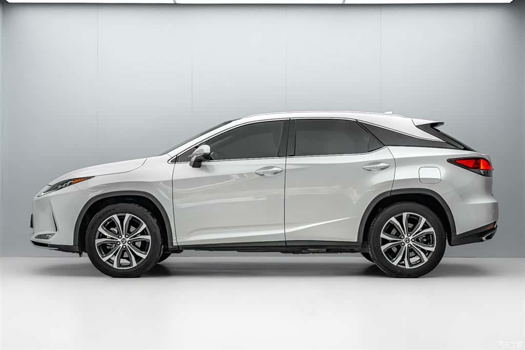 Lexus RX, 2021 4