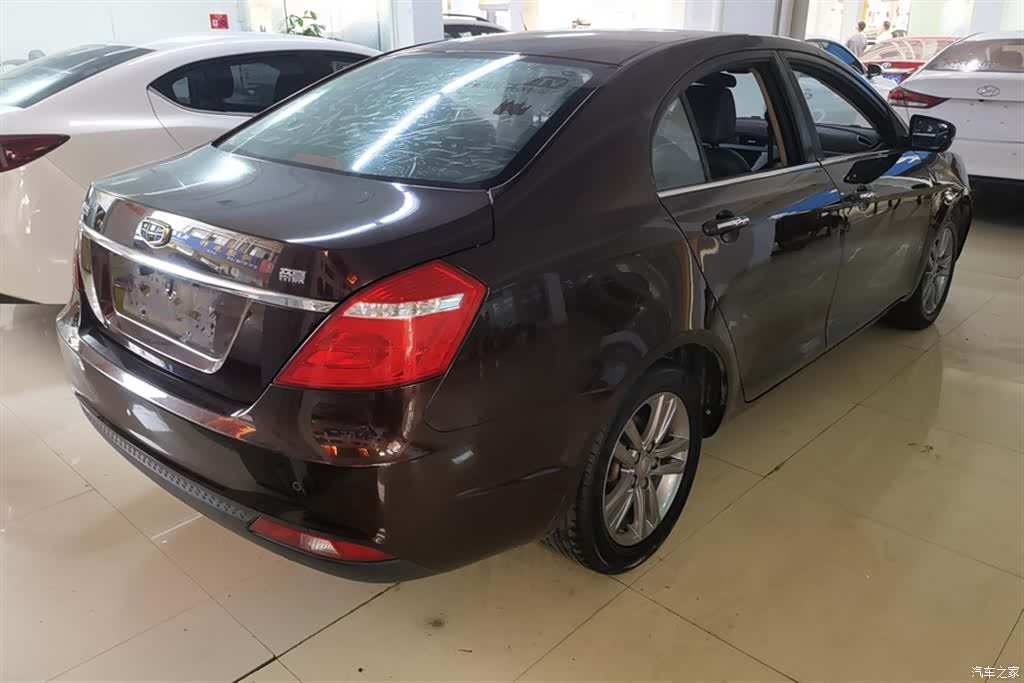 Geely Emgrand, 2018 3