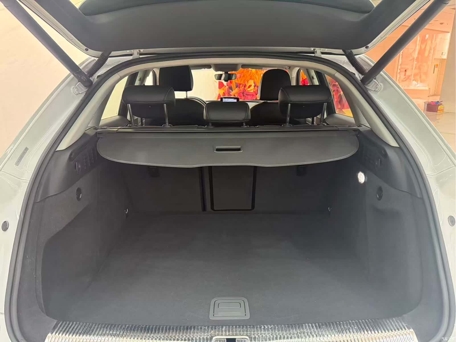 Audi Q3, 2018 8