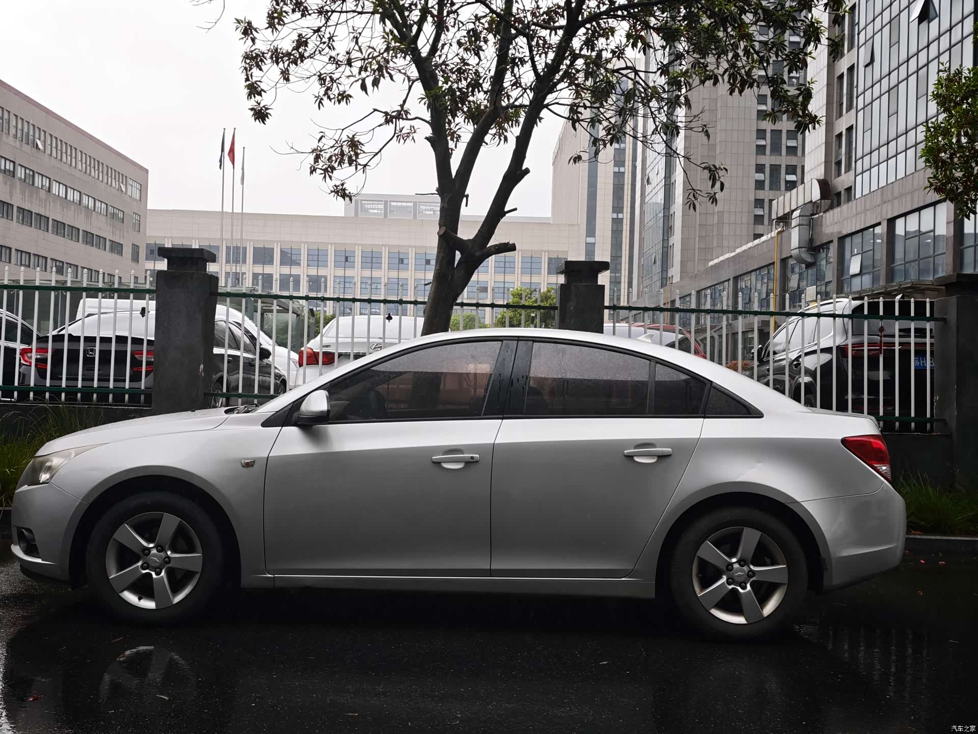 Chevrolet SE, 2012 4