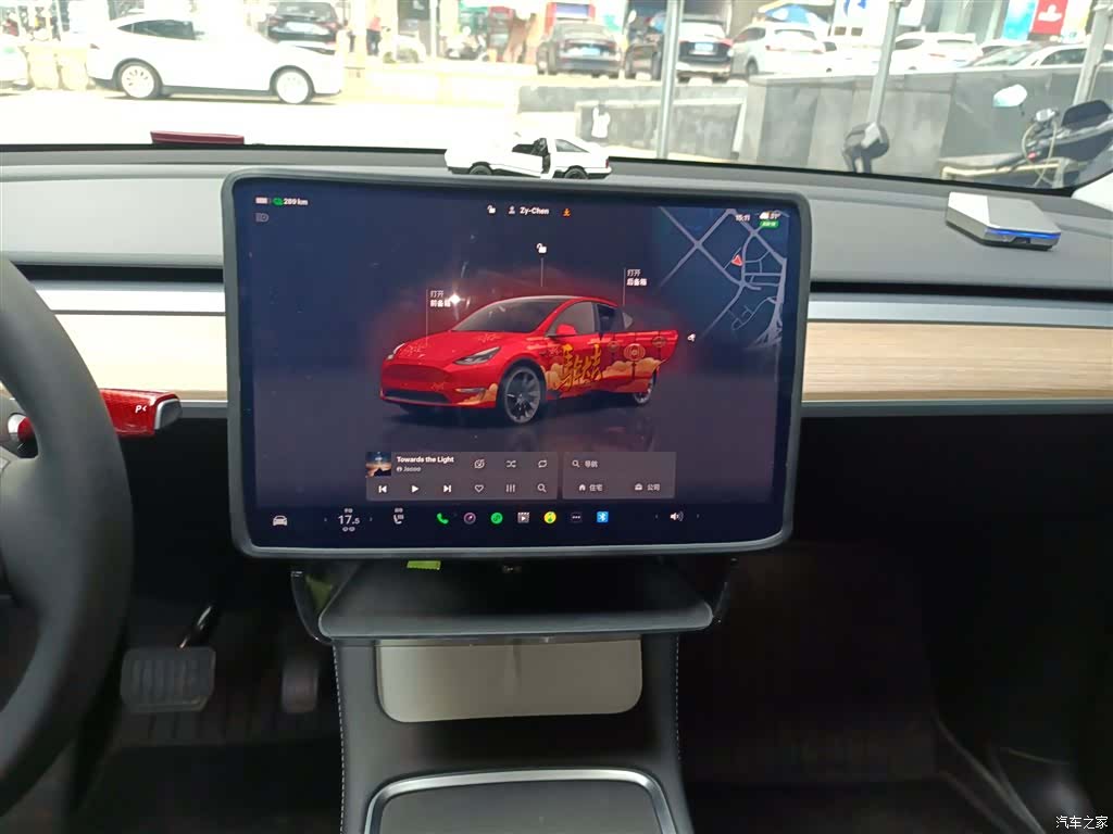 Tesla Model Y, 2022 9