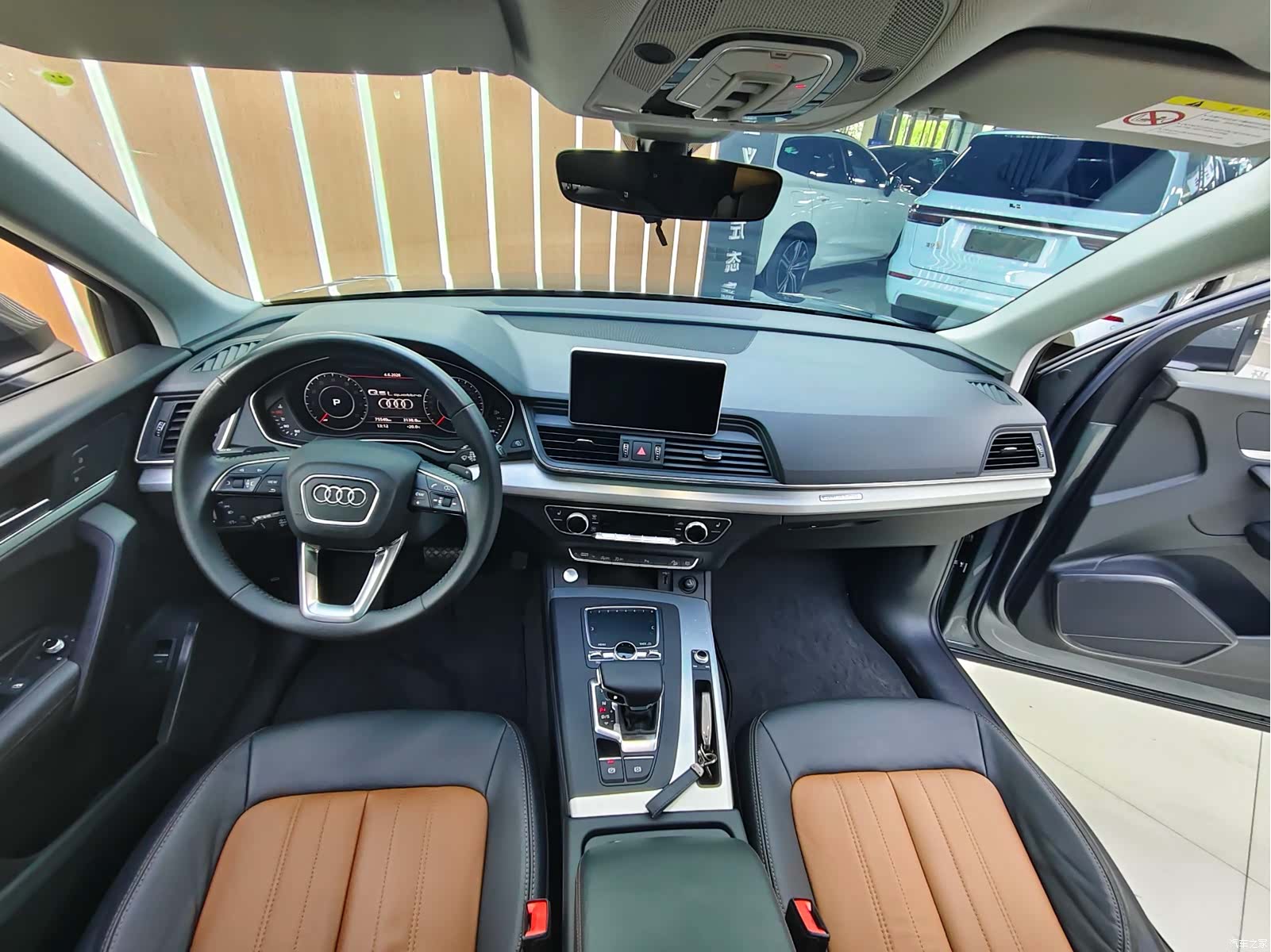 Audi Q5L, 2021 все фото