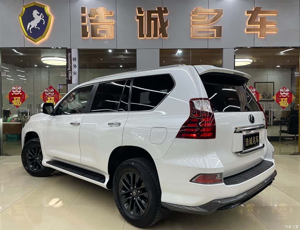 Lexus GX, 2022 4