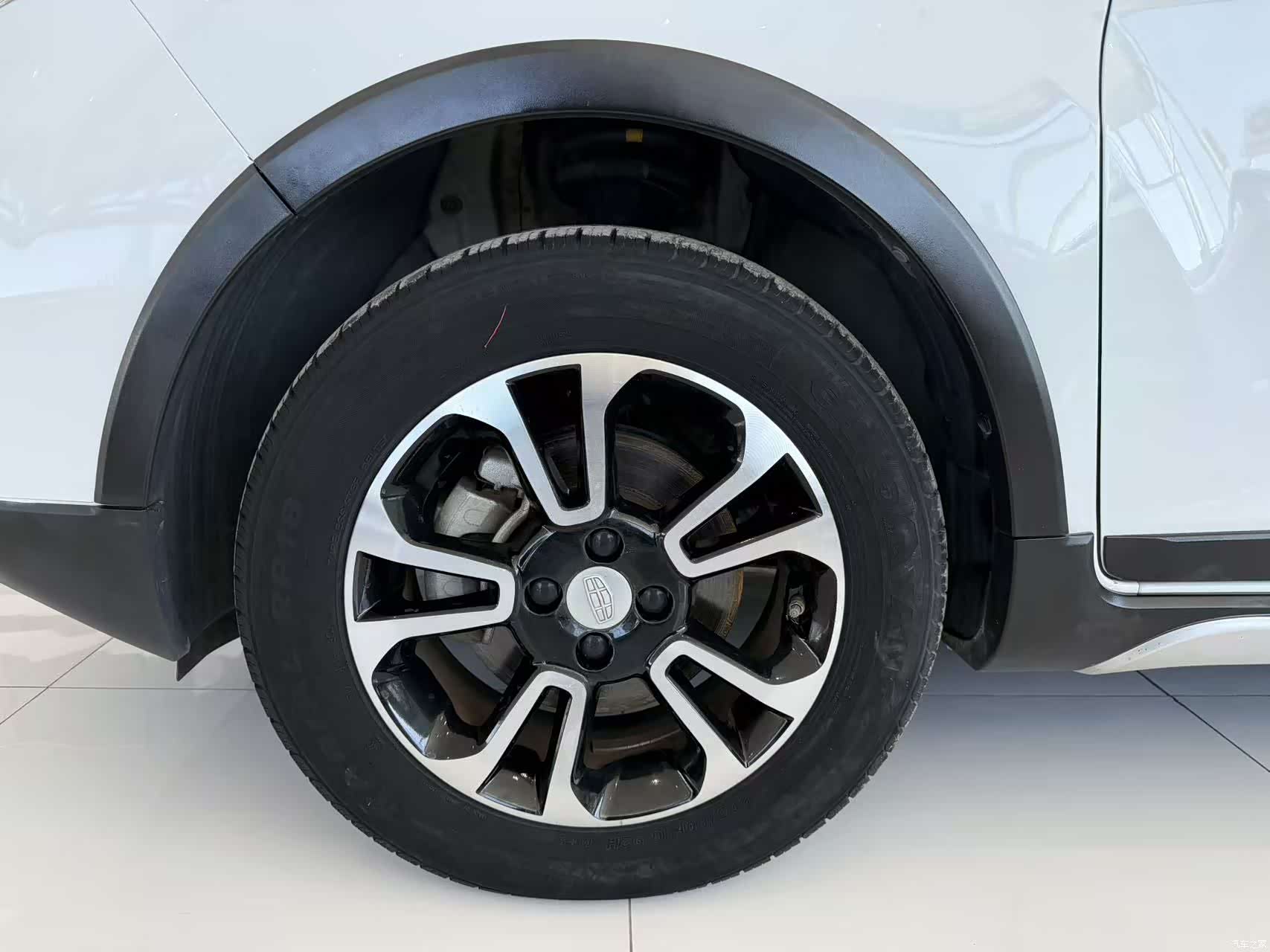 Geely X3, 2019 все фото