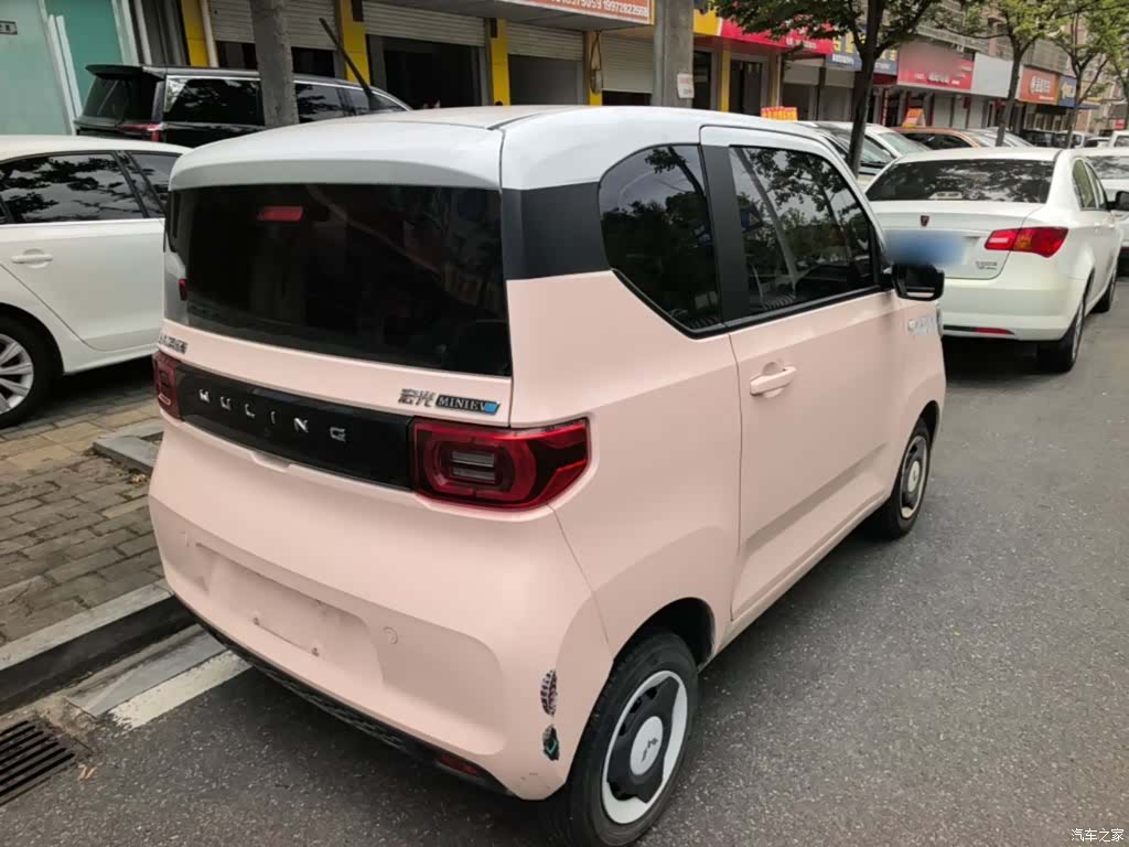 Wuling MINIEV, 2023 7