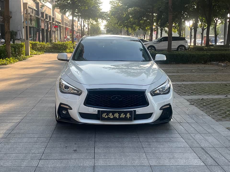 Infiniti Q50