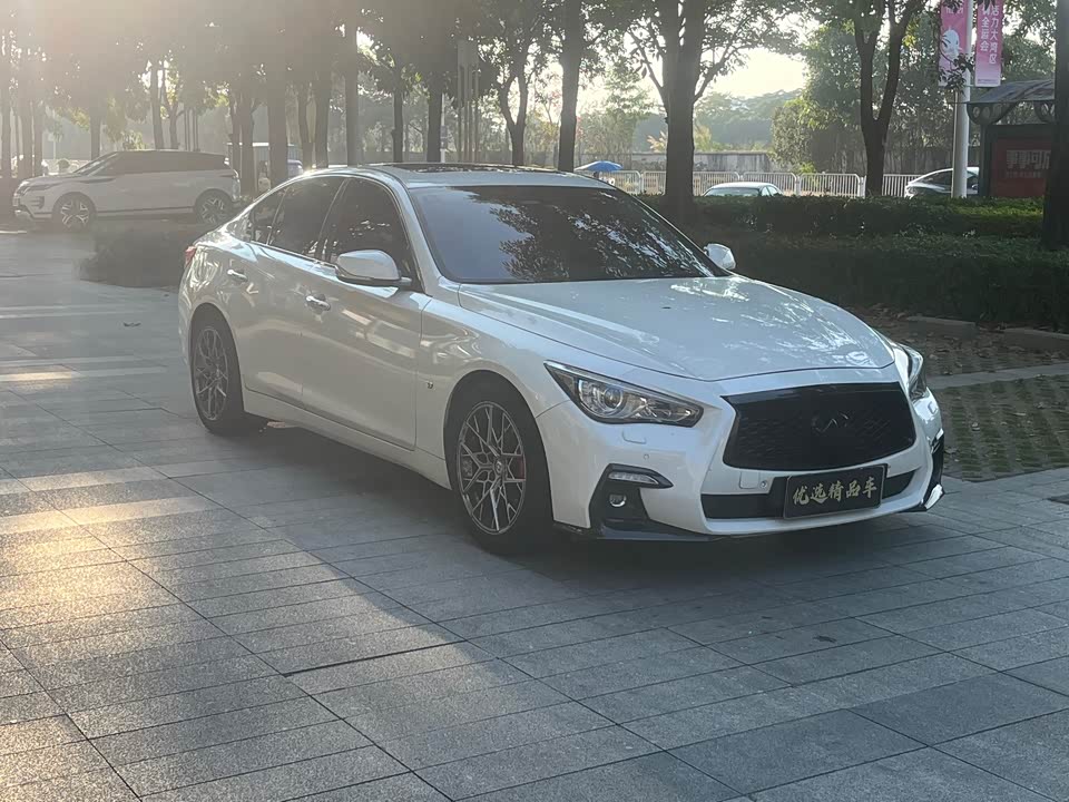 Infiniti Q50