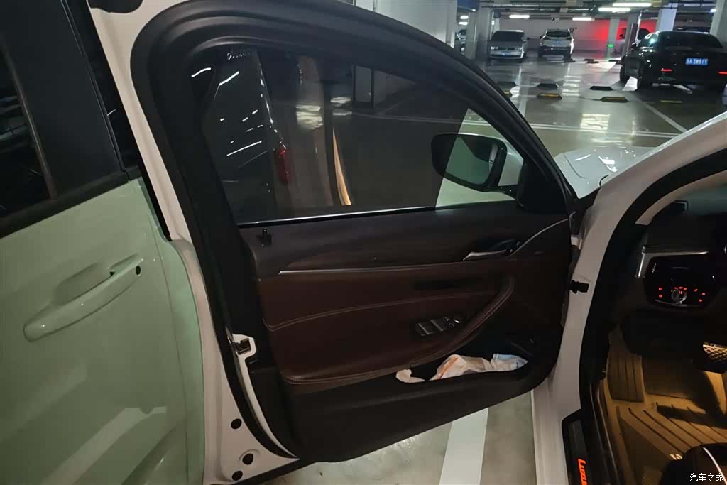 BMW 5 Series, 2018 7