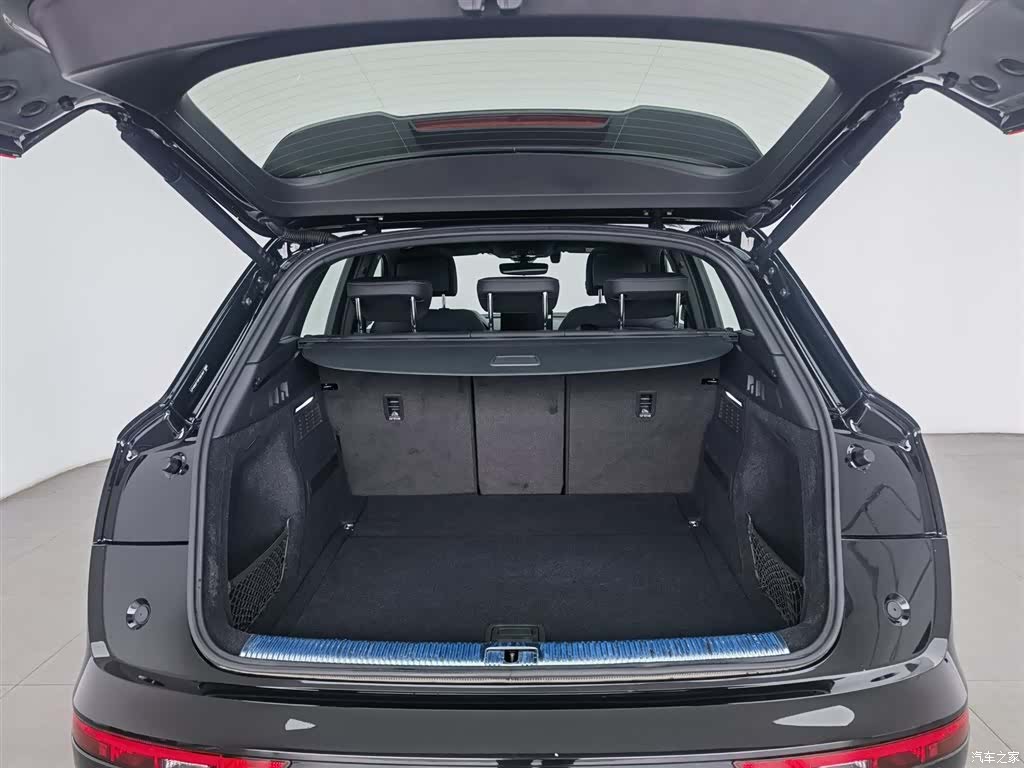 Audi Q5L, 2023 16