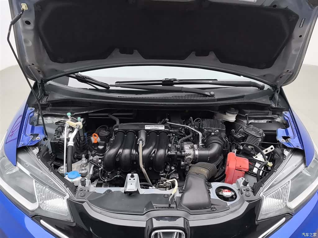 Honda Fit, 2015 6