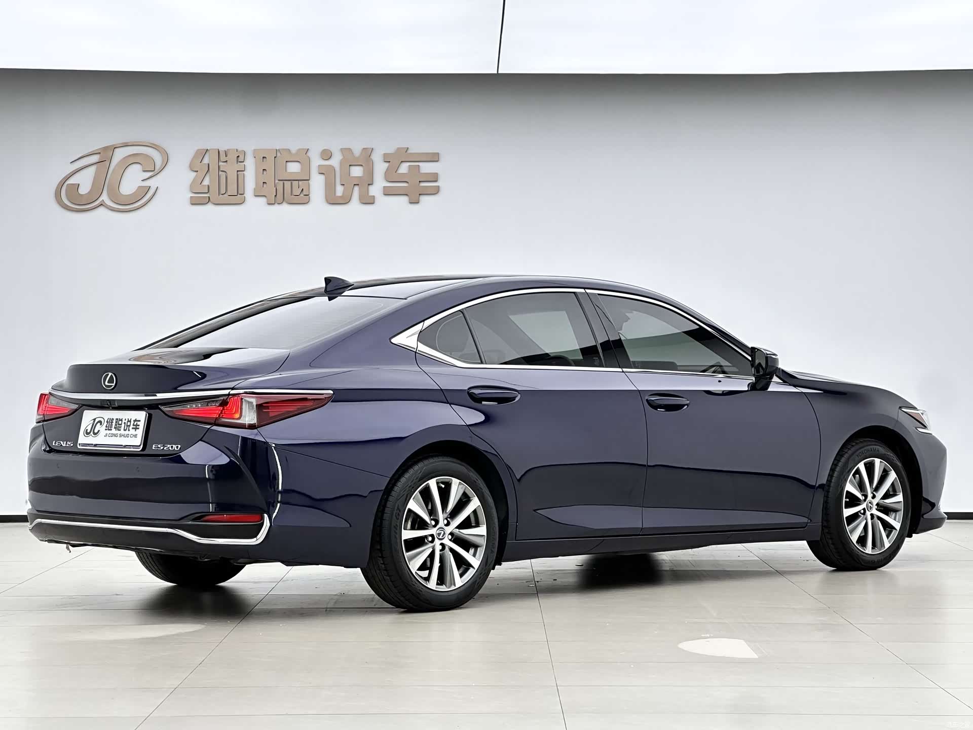 Lexus ES, 2021 8