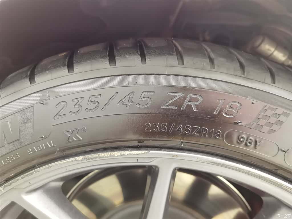 Tesla Model 3, 2022 24