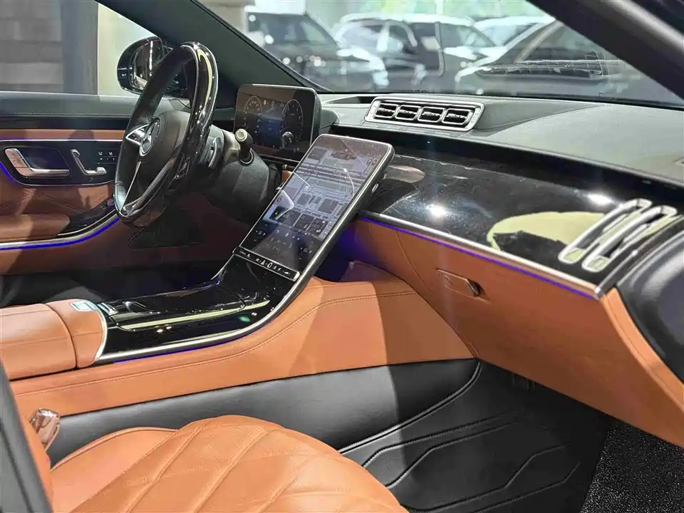 Mercedes-Benz Maybach S-class