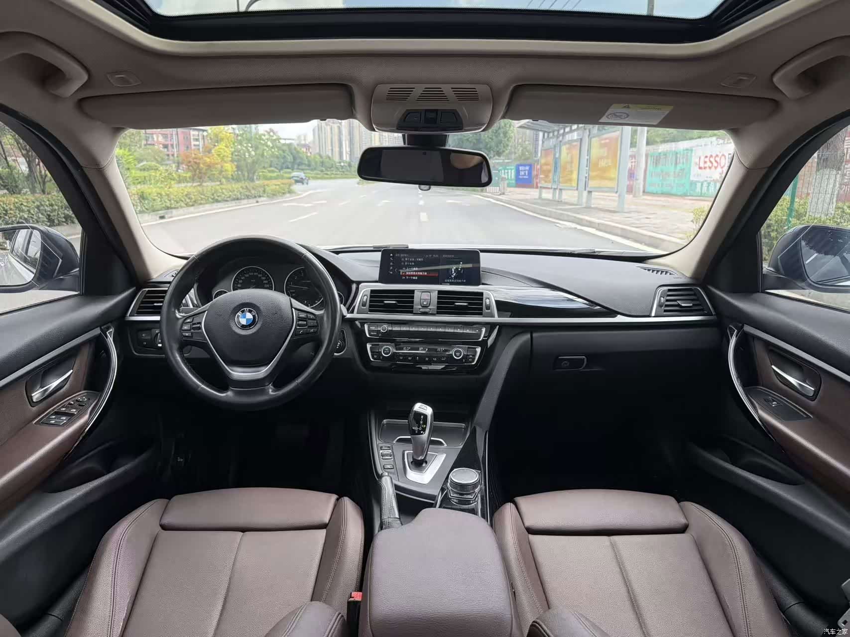 BMW 3 Series, 2018 все фото