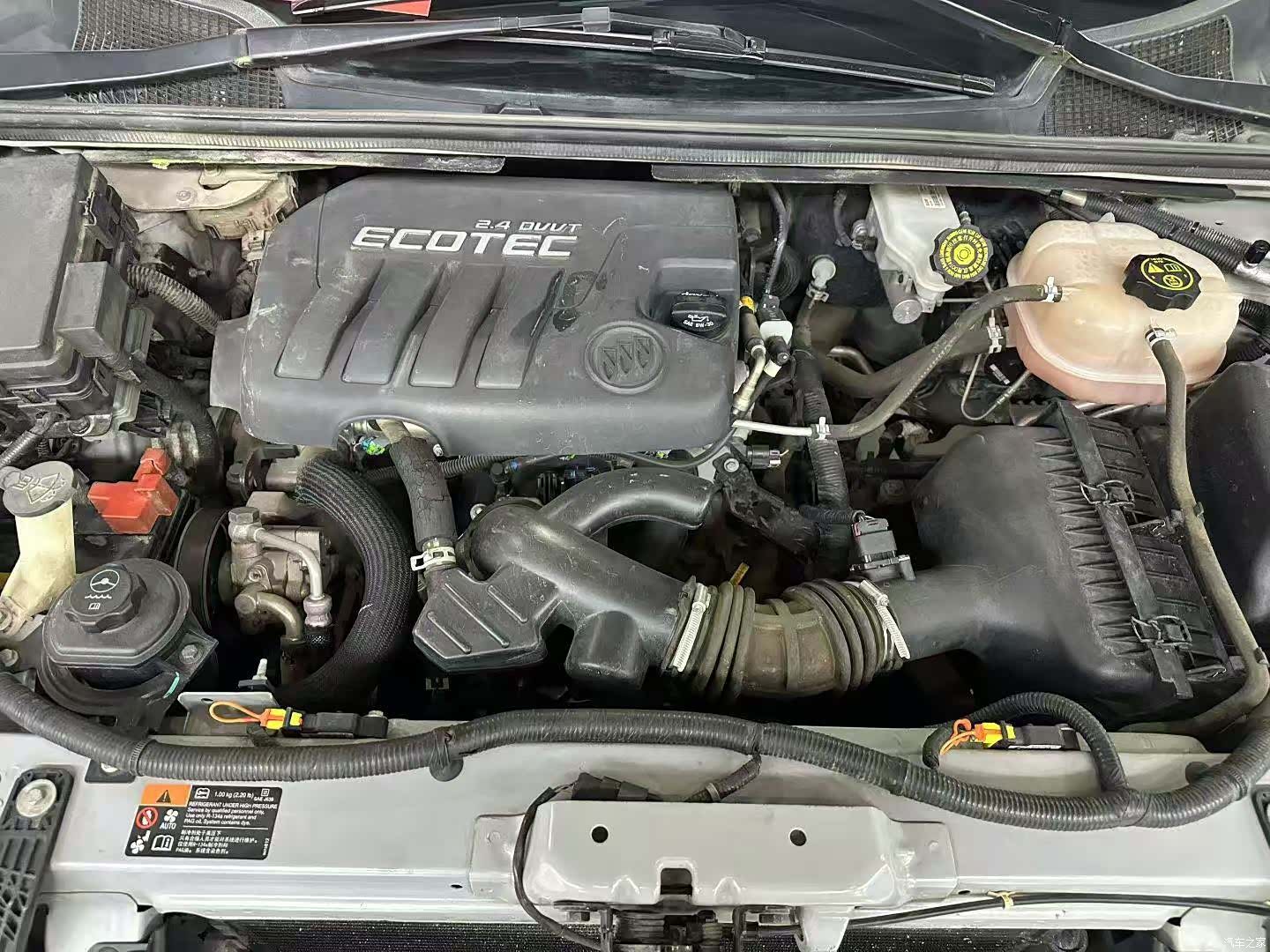 Buick GL8, 2014 6