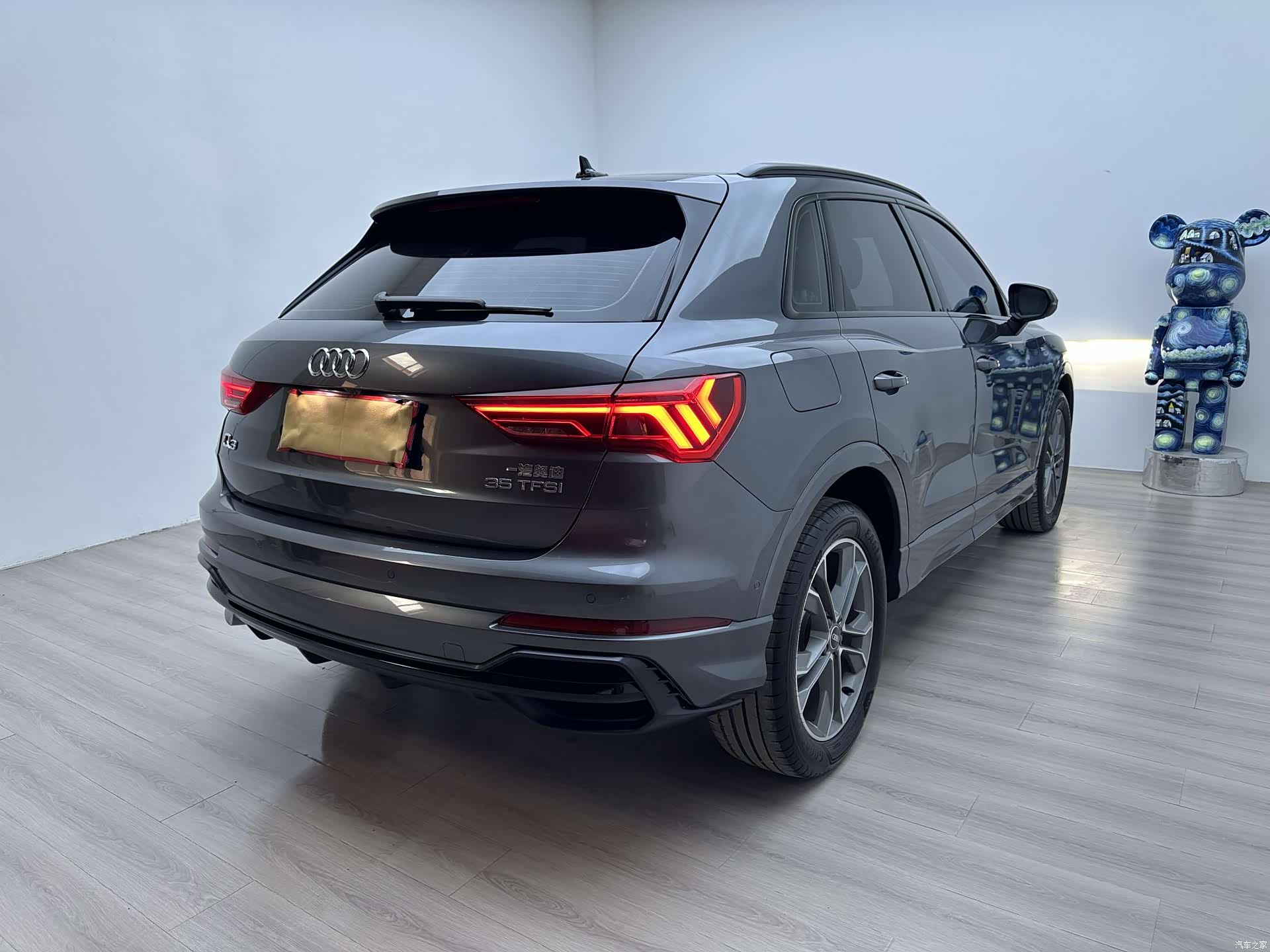 Audi Q3, 2023 2