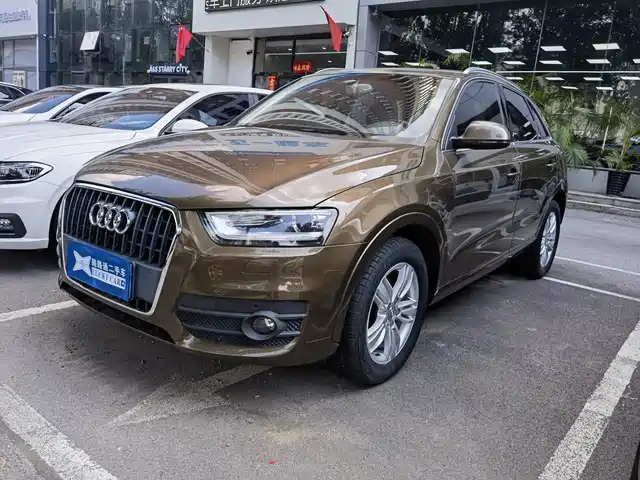 Audi Q3 2016 — купить из Китая под заказ