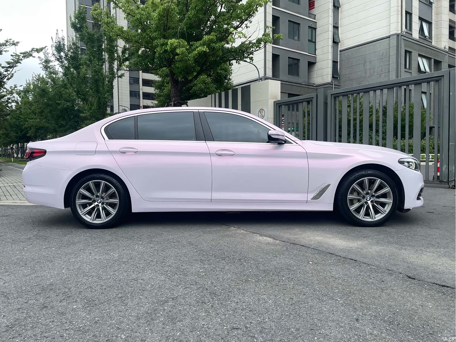 BMW 5 Series, 2017 3